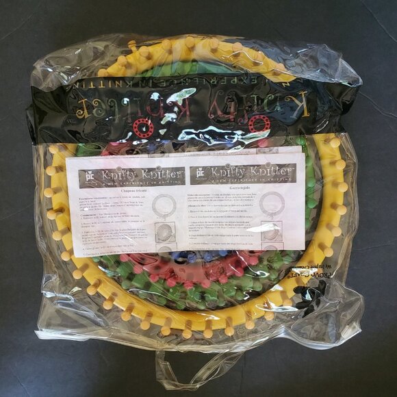 Knifty Knitter Other - Knitting Looms - Set of 4